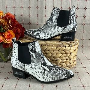 Blondo “Emelia” Snakeskin Embossed Leather Chelsea Ankle Boots B6650 195 Sz 6.5